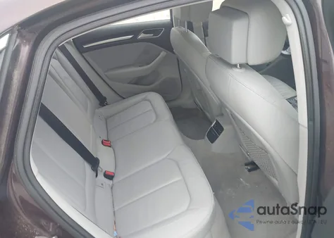 2015 Audi A3 Premium из США, поврежденный, VIN WAUBFGFFXF1055261